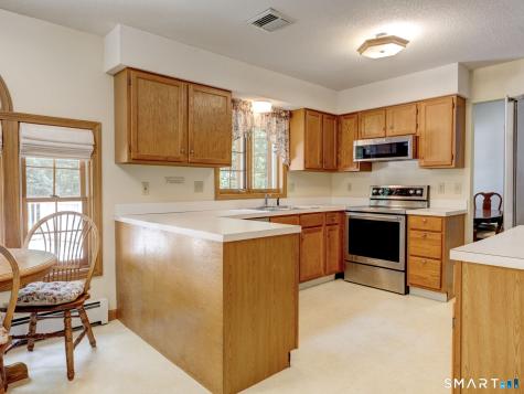 45 Wapping Wood Road Ellington CT 06029