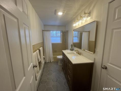 151 Fans Rock Road Hamden CT 06518