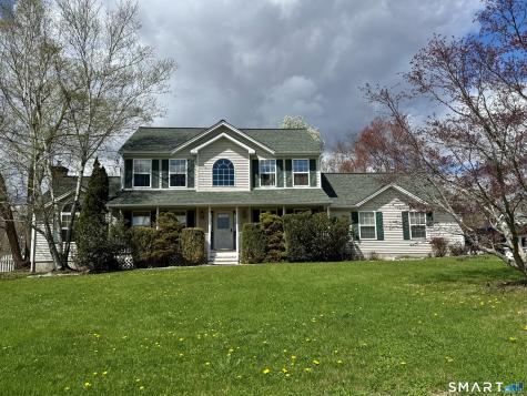 17 Autumn Ridge Road Oxford CT 06478