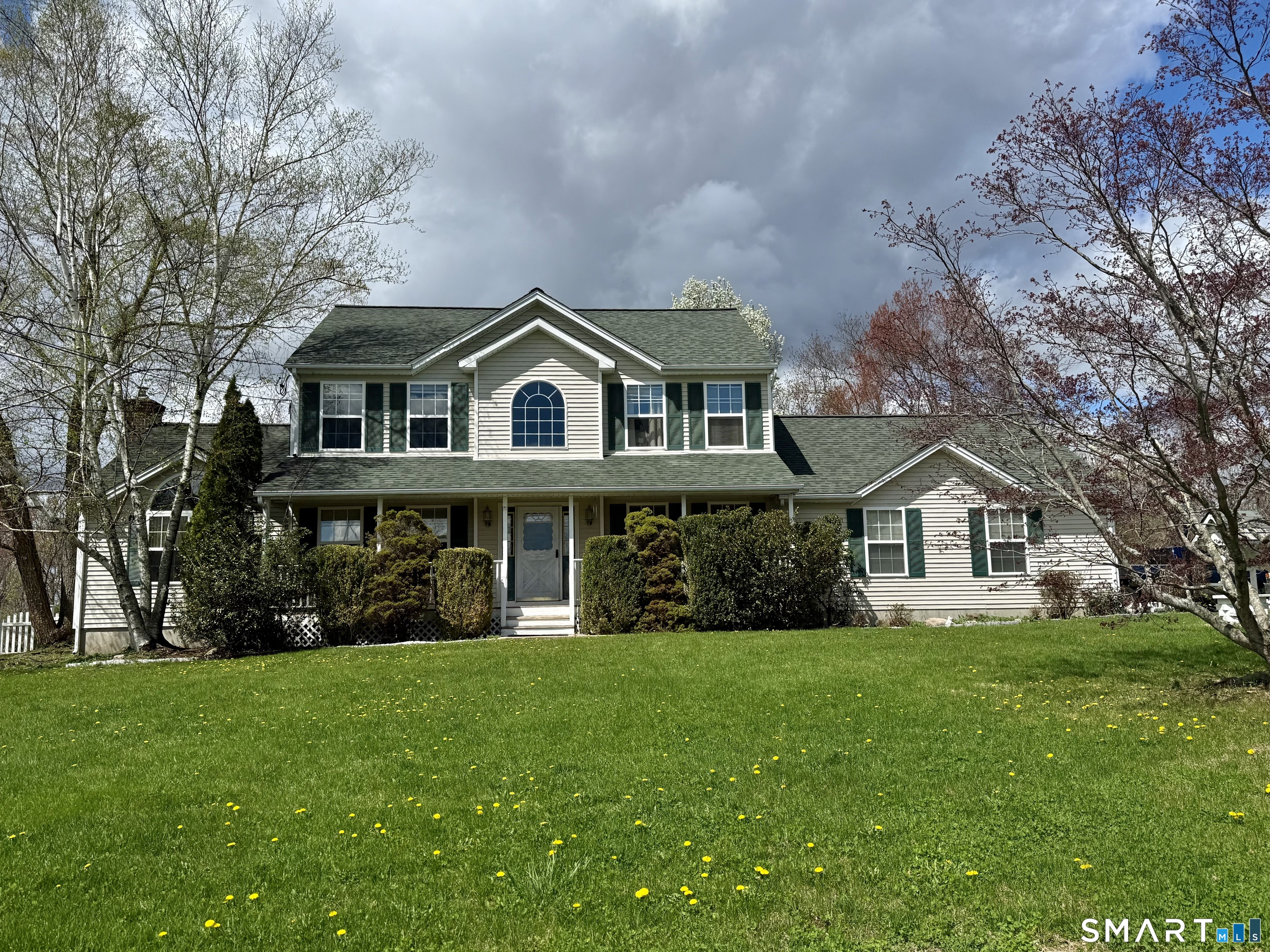 17 Autumn Ridge Road Oxford CT 06478