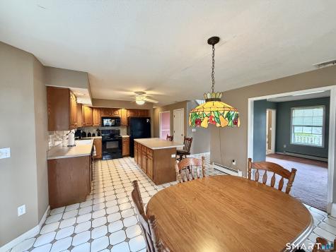 17 Autumn Ridge Road Oxford CT 06478