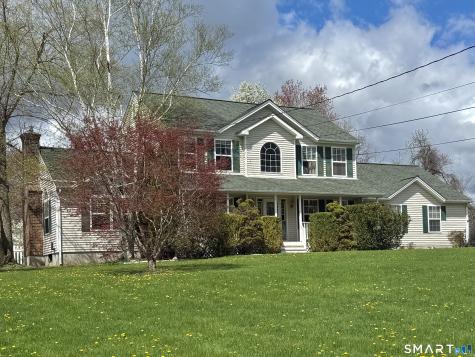 17 Autumn Ridge Road Oxford CT 06478