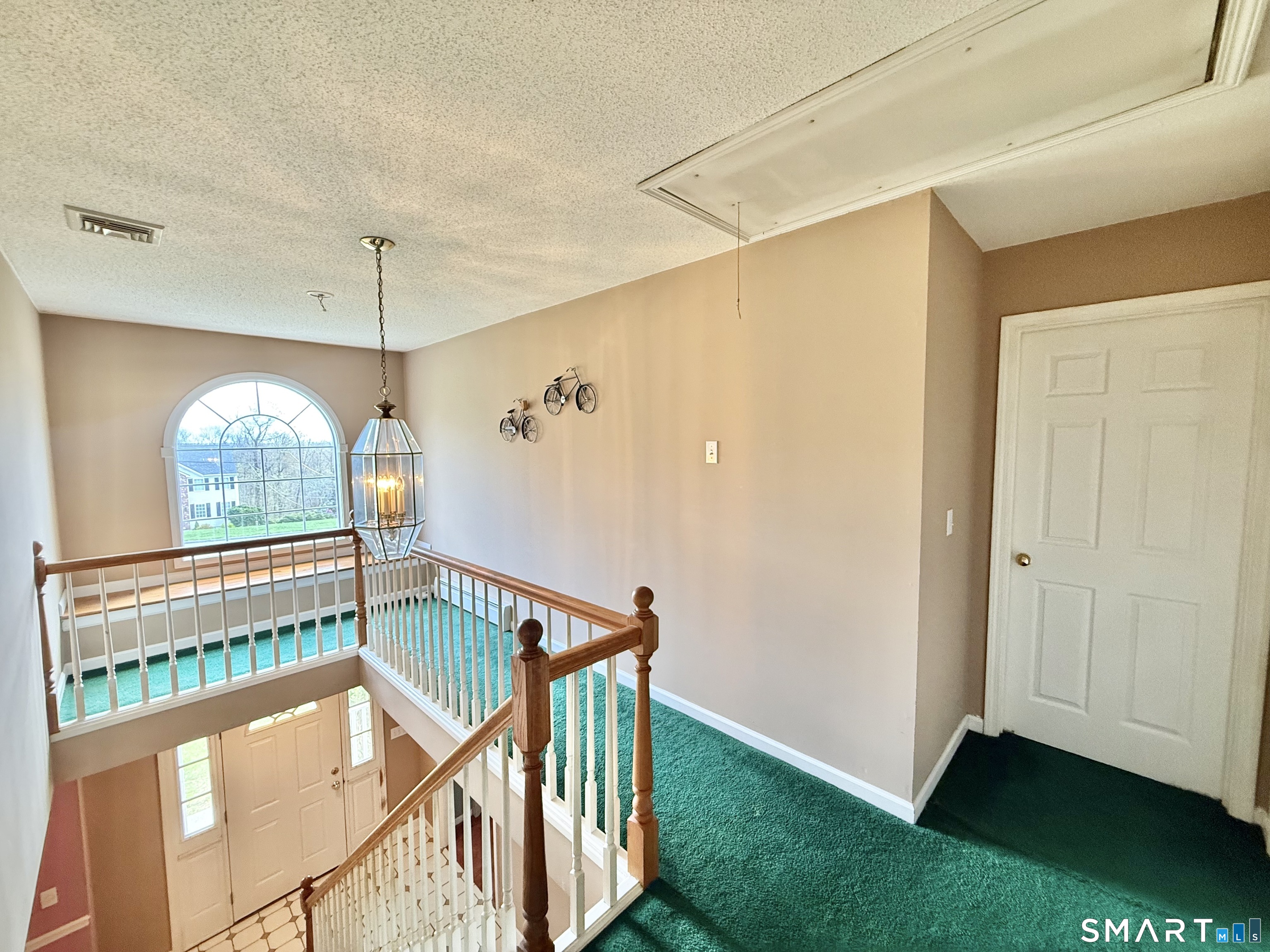 17 Autumn Ridge Road Oxford CT 06478
