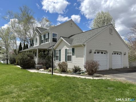 17 Autumn Ridge Road Oxford CT 06478