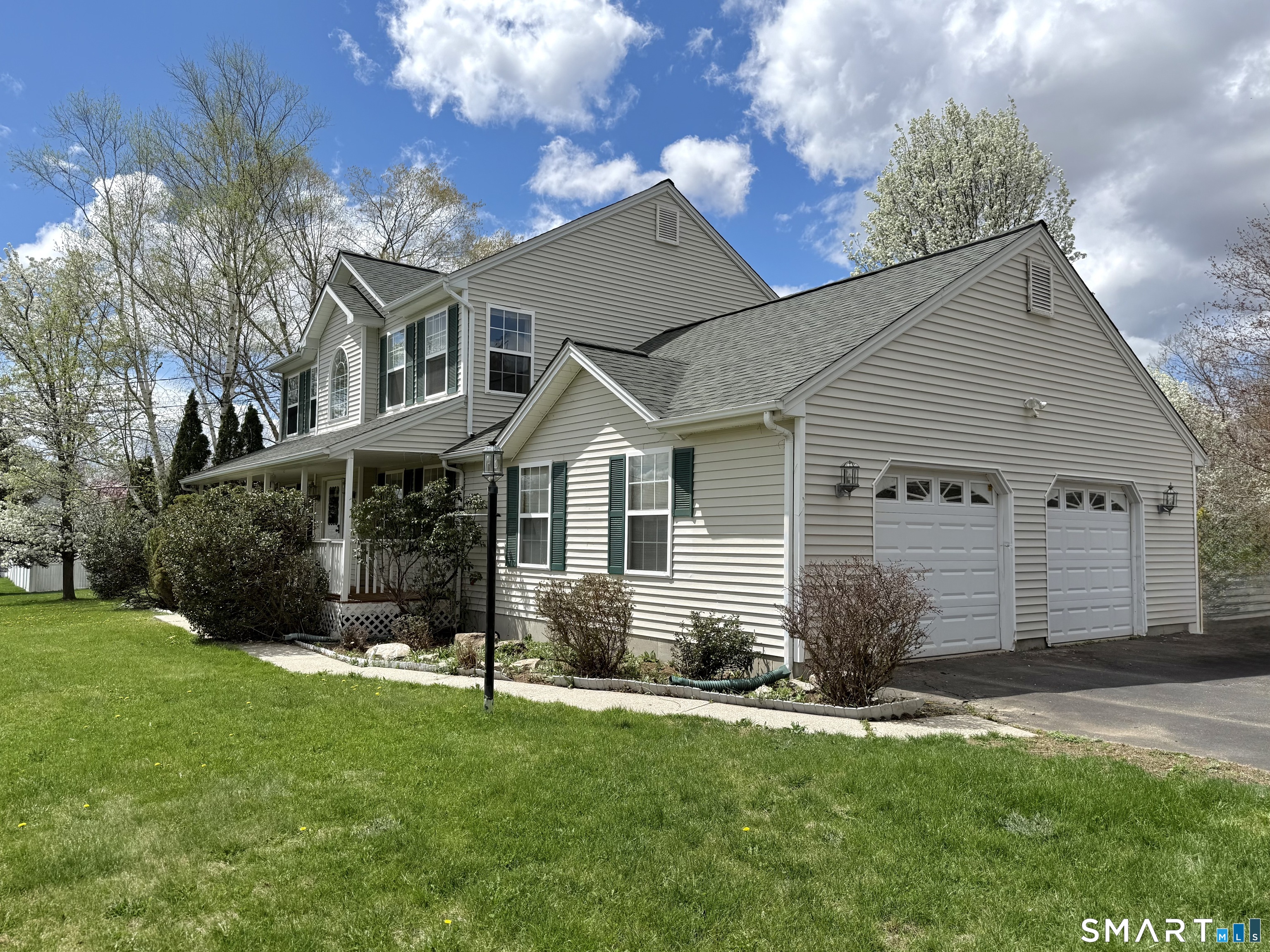 17 Autumn Ridge Road Oxford CT 06478