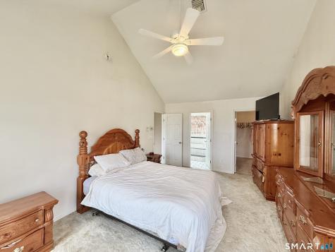 17 Autumn Ridge Road Oxford CT 06478