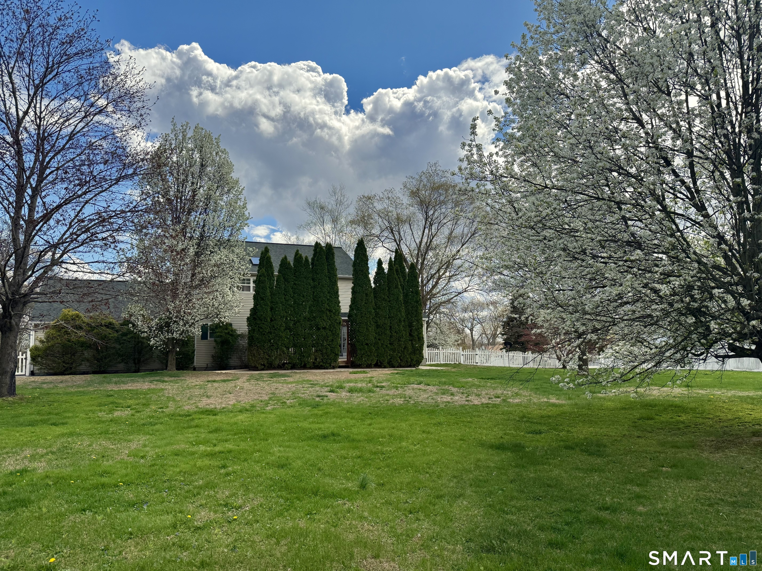 17 Autumn Ridge Road Oxford CT 06478