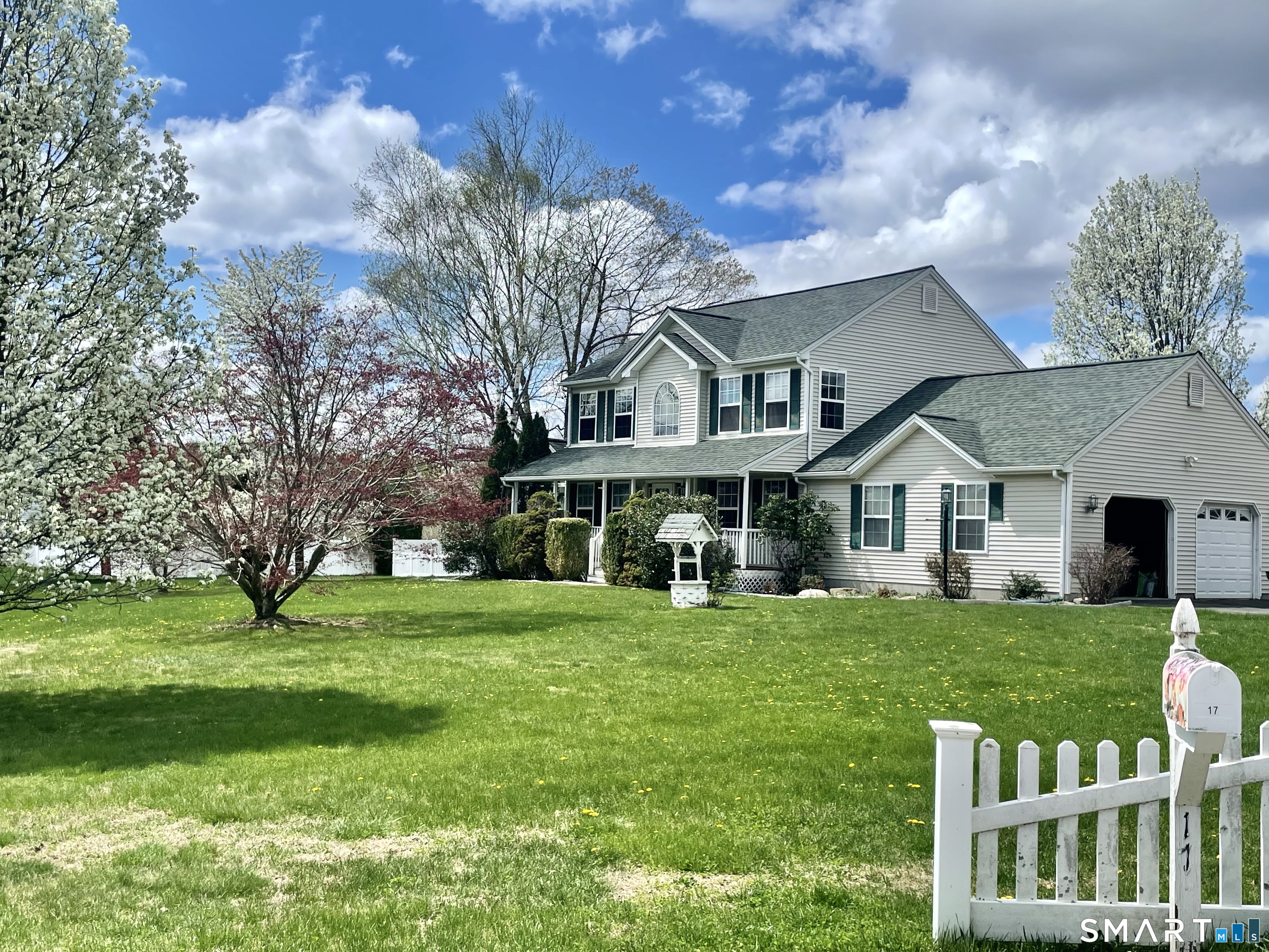 17 Autumn Ridge Road Oxford CT 06478