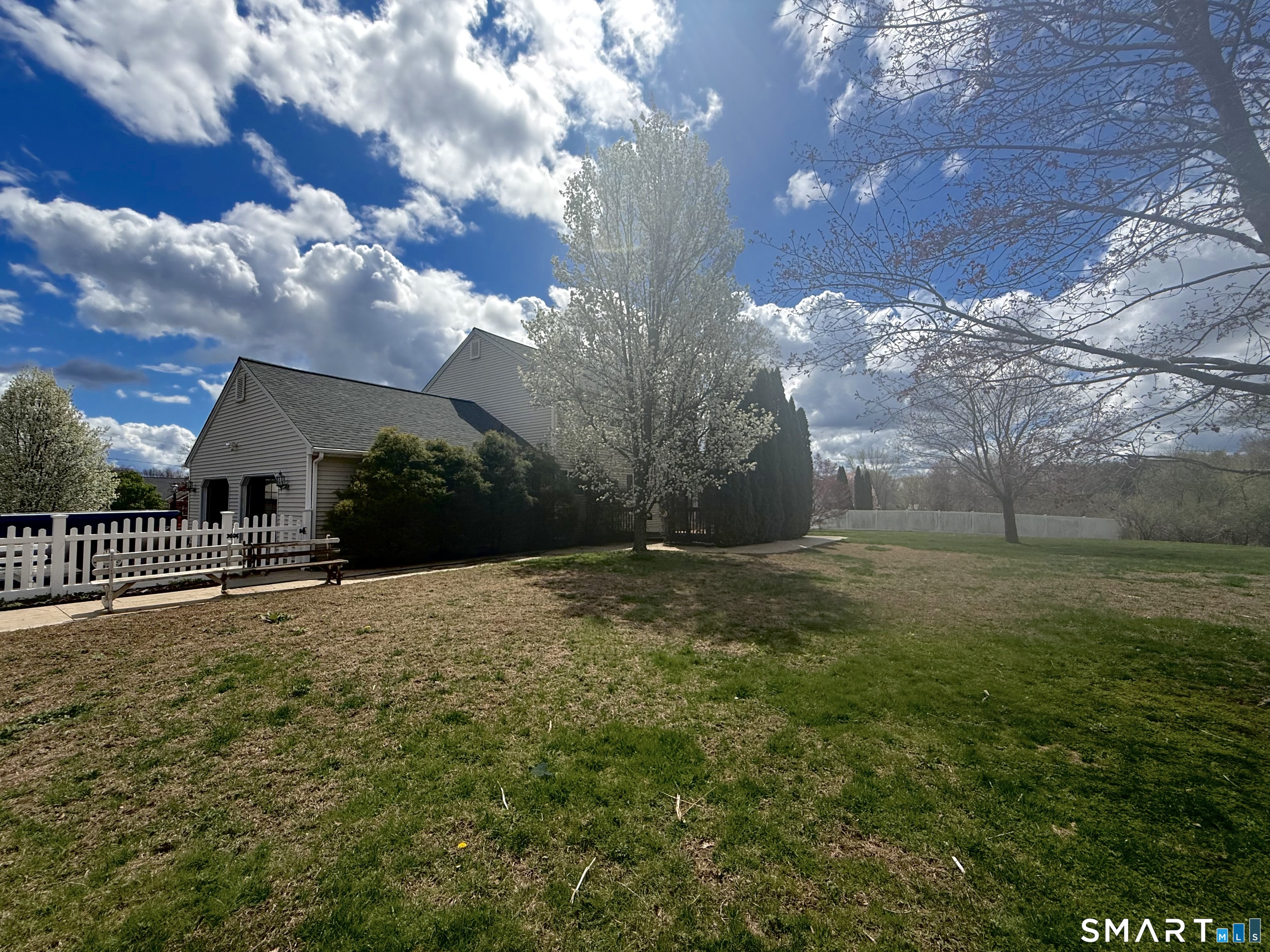 17 Autumn Ridge Road Oxford CT 06478