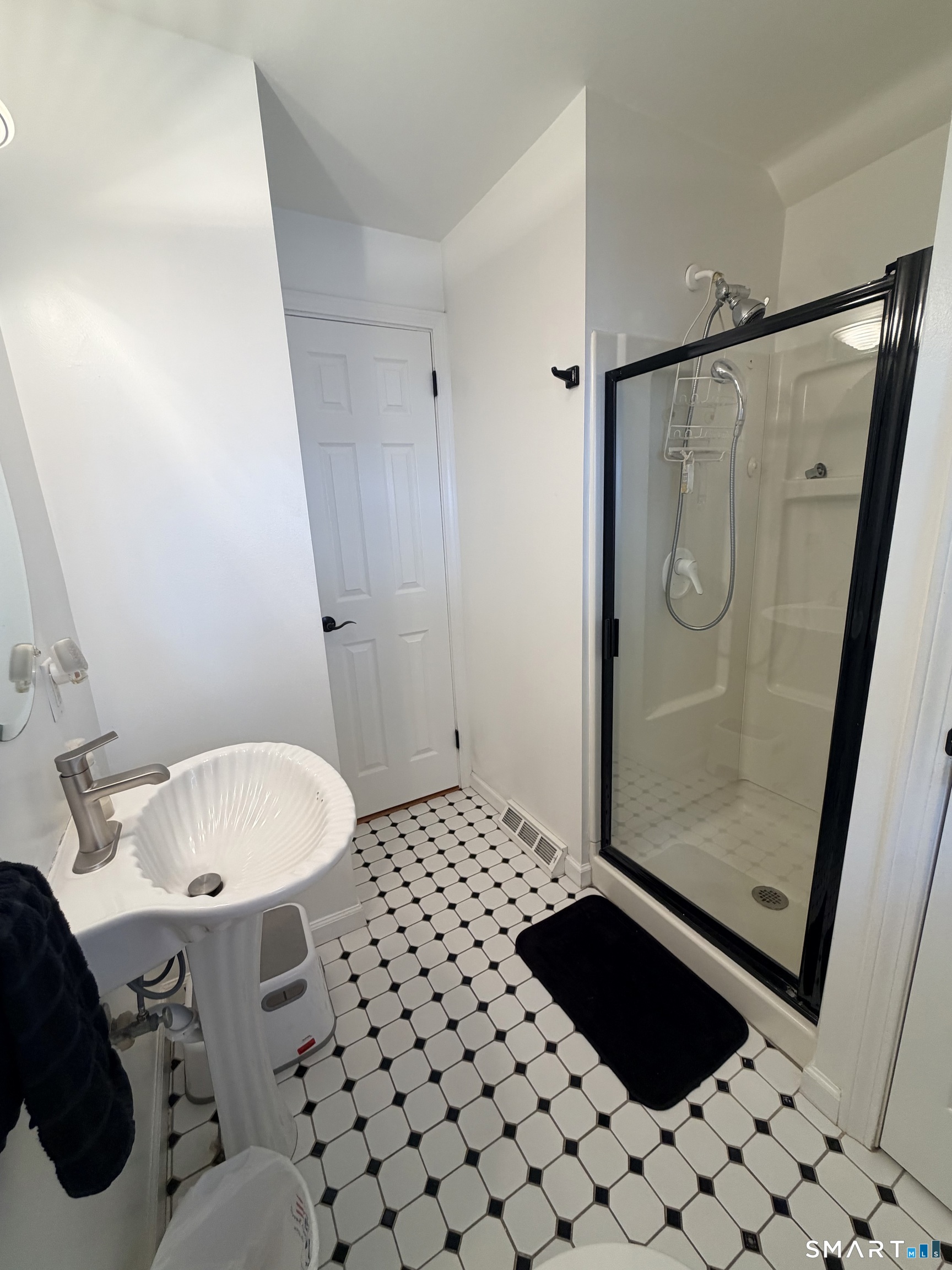 69 Sunnyside Court Milford CT 06460