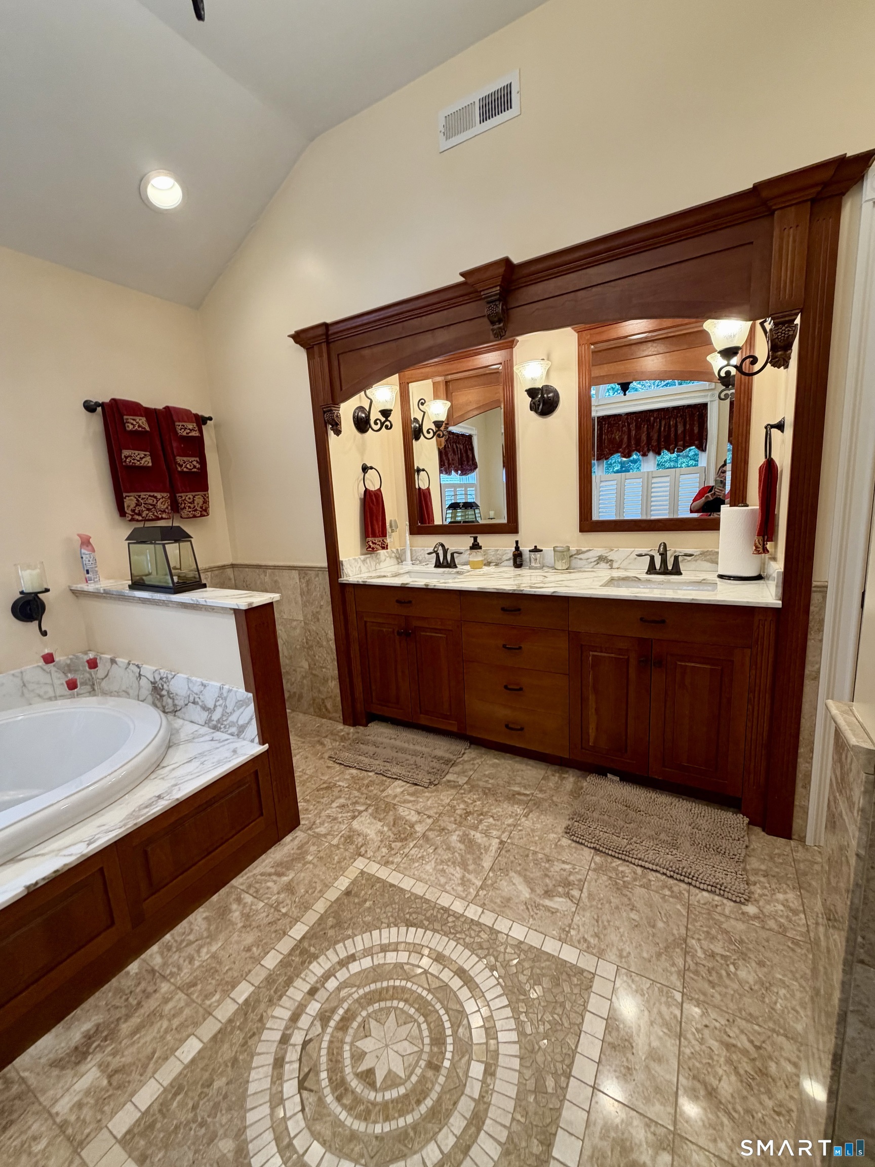 69 Sunnyside Court Milford CT 06460