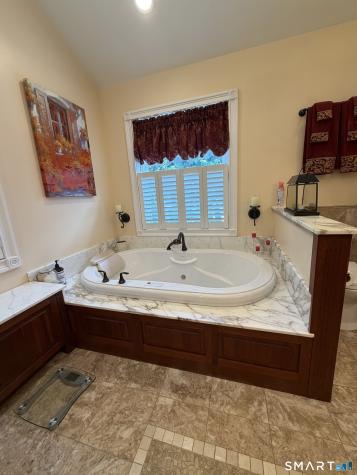 69 Sunnyside Court Milford CT 06460