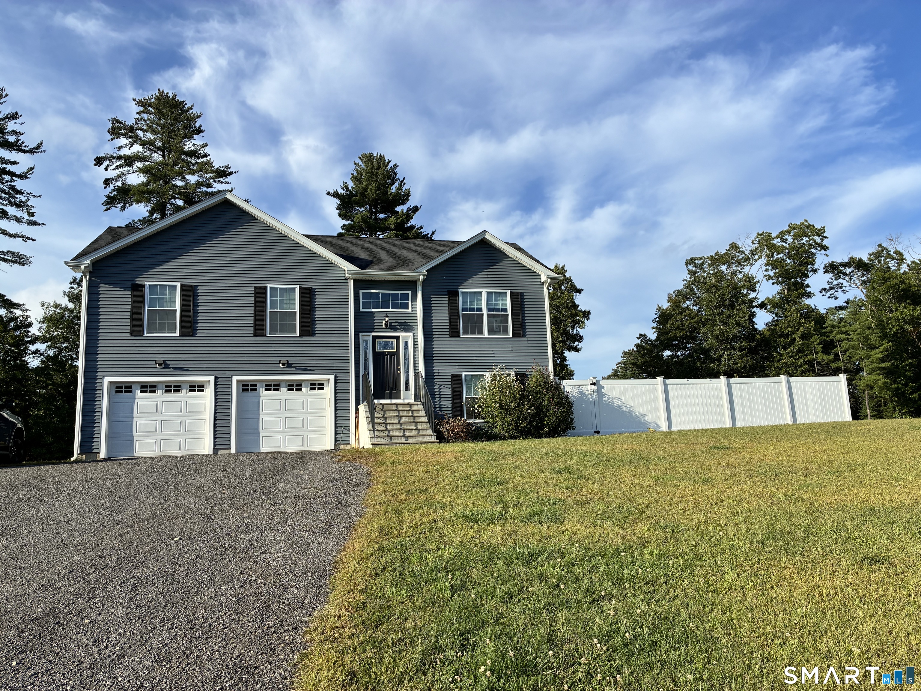32 Indian Inn Road Thompson CT 06277
