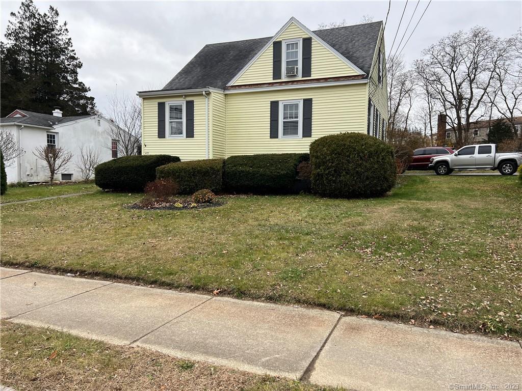 472 Vauxhall Street New London CT 06320