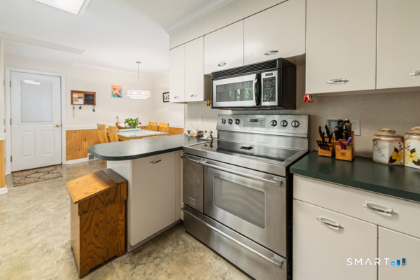 72 Calhoun Avenue Trumbull CT 06611