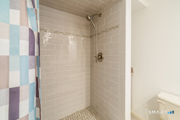 72 Calhoun Avenue Trumbull CT 06611