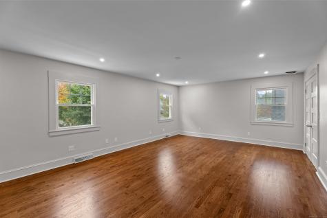 119 Westwood Road New Haven CT 06515