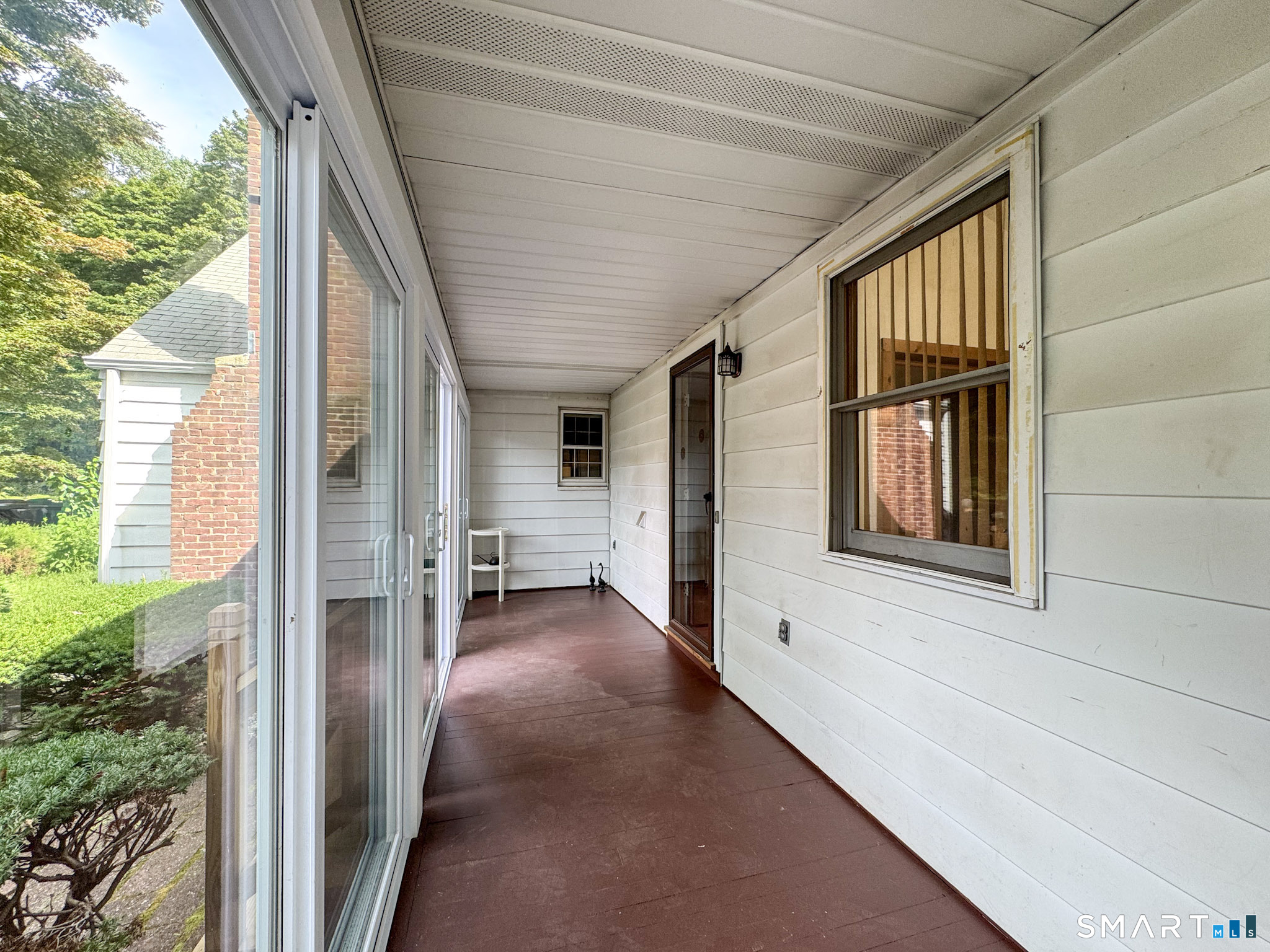 40 Saltonstall Place East Haven CT 06512