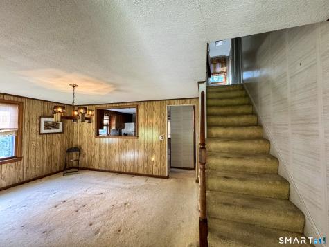 40 Saltonstall Place East Haven CT 06512