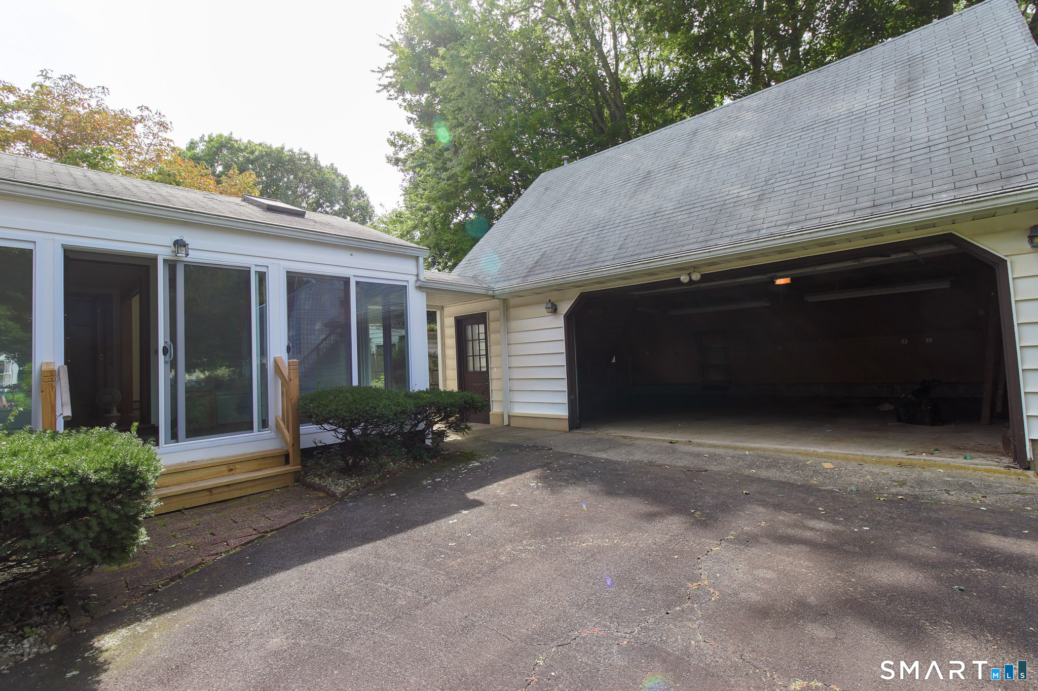40 Saltonstall Place East Haven CT 06512