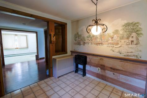 40 Saltonstall Place East Haven CT 06512