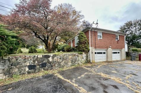 37 Ann Street Naugatuck CT 06770