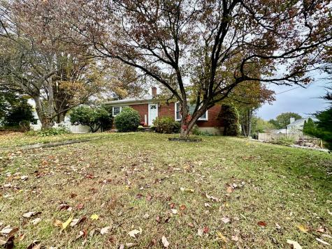 37 Ann Street Naugatuck CT 06770