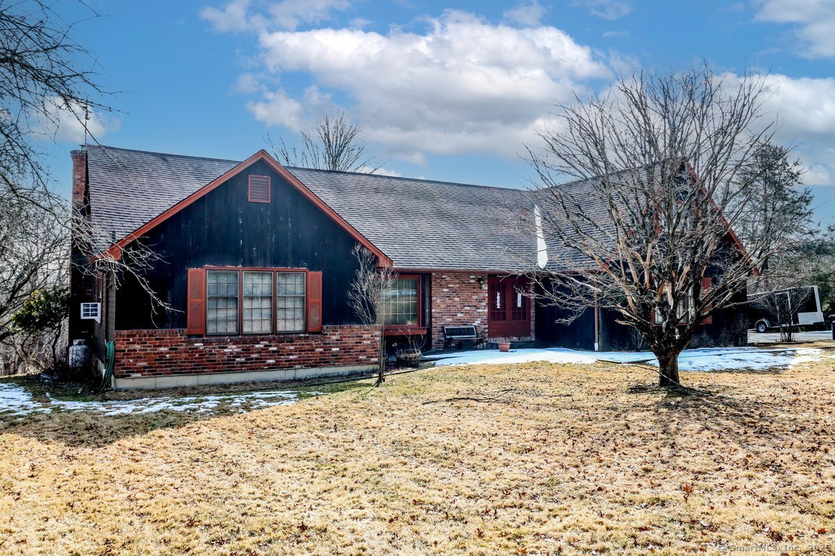 6 Quaker Ridge Road Sherman CT 06784