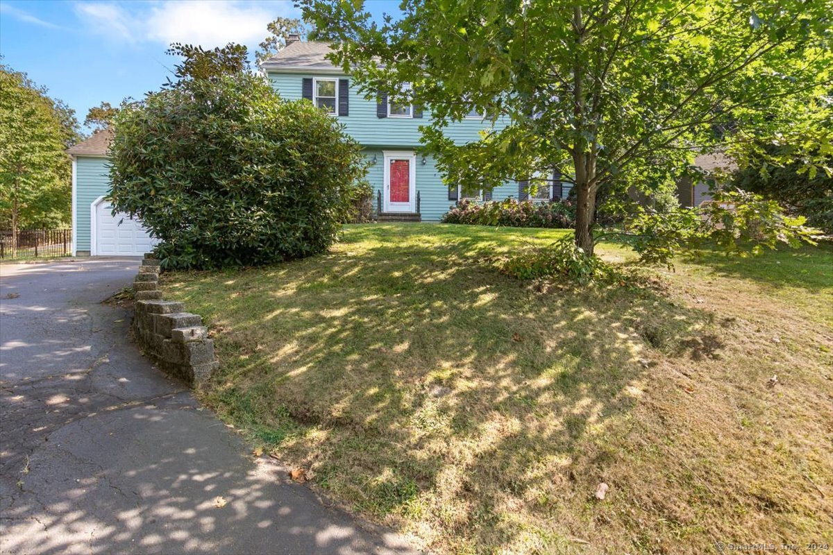 64 Leatherman Trail Hamden CT 06518