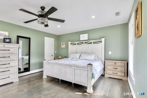 81 Evergreen Crossing New Hartford CT 06057