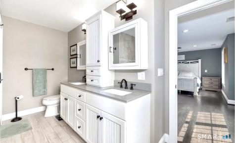 81 Evergreen Crossing New Hartford CT 06057