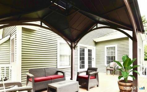 81 Evergreen Crossing New Hartford CT 06057
