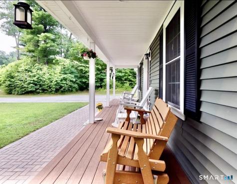 81 Evergreen Crossing New Hartford CT 06057