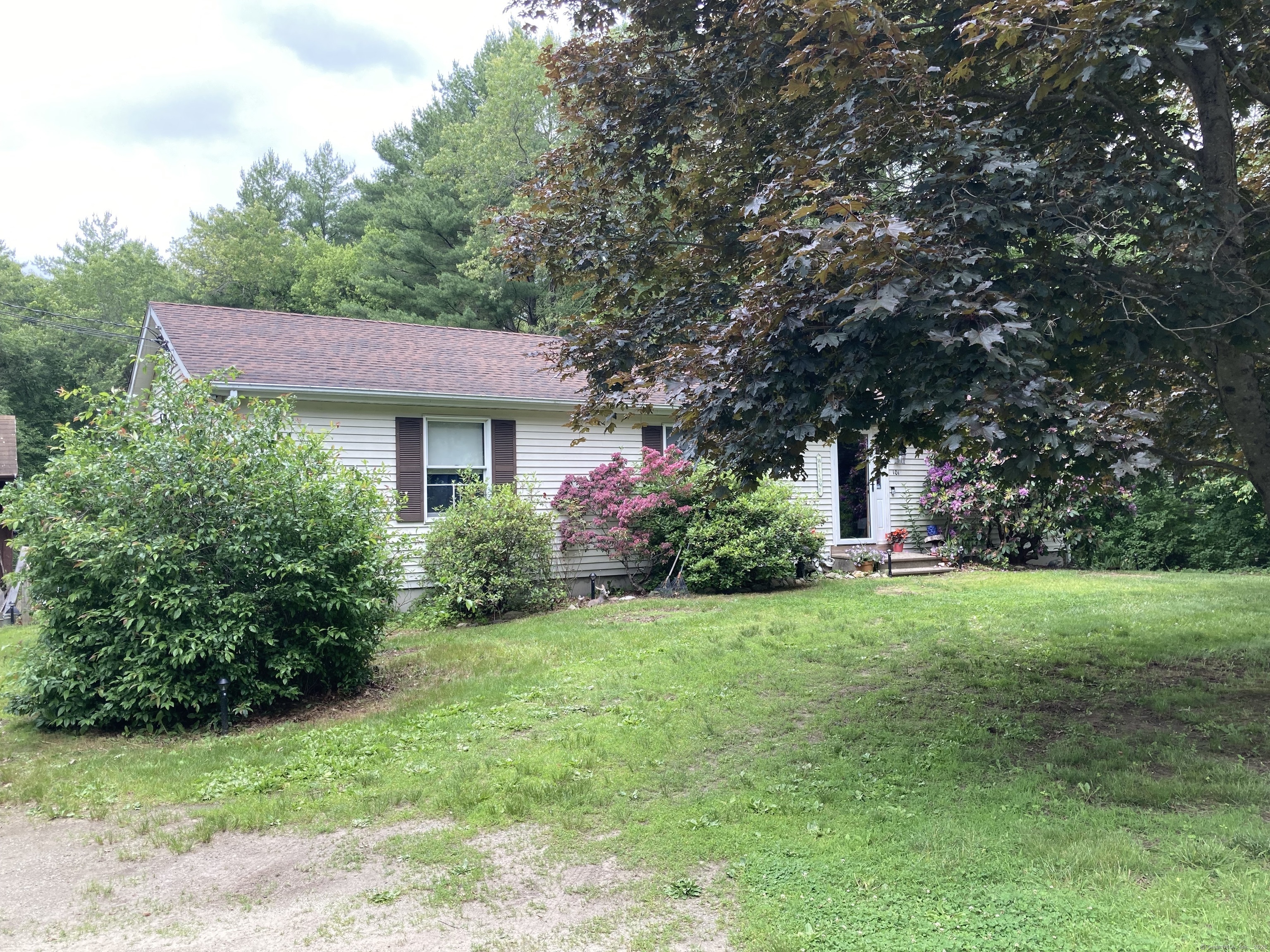 101 Shippee School House Road Killingly CT 06239