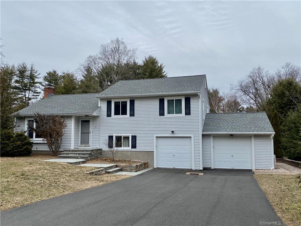 8 Springbrook Lane Simsbury CT 06070