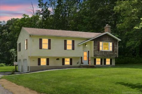 406 Windham Avenue Colchester CT 06415