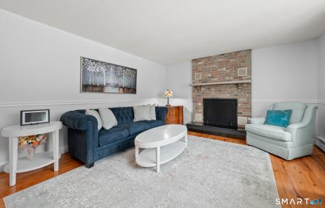 87 Gail Lane South Windsor CT 06074