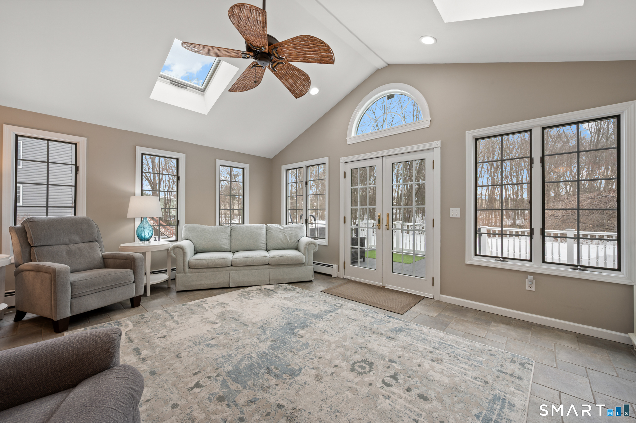 87 Gail Lane South Windsor CT 06074