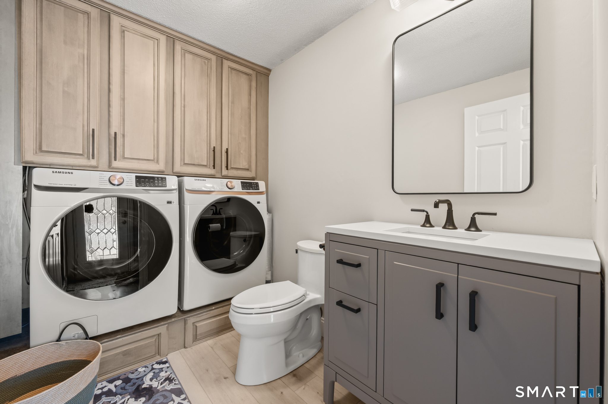 87 Gail Lane South Windsor CT 06074