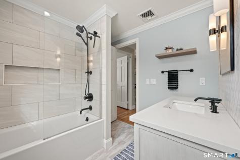 87 Gail Lane South Windsor CT 06074