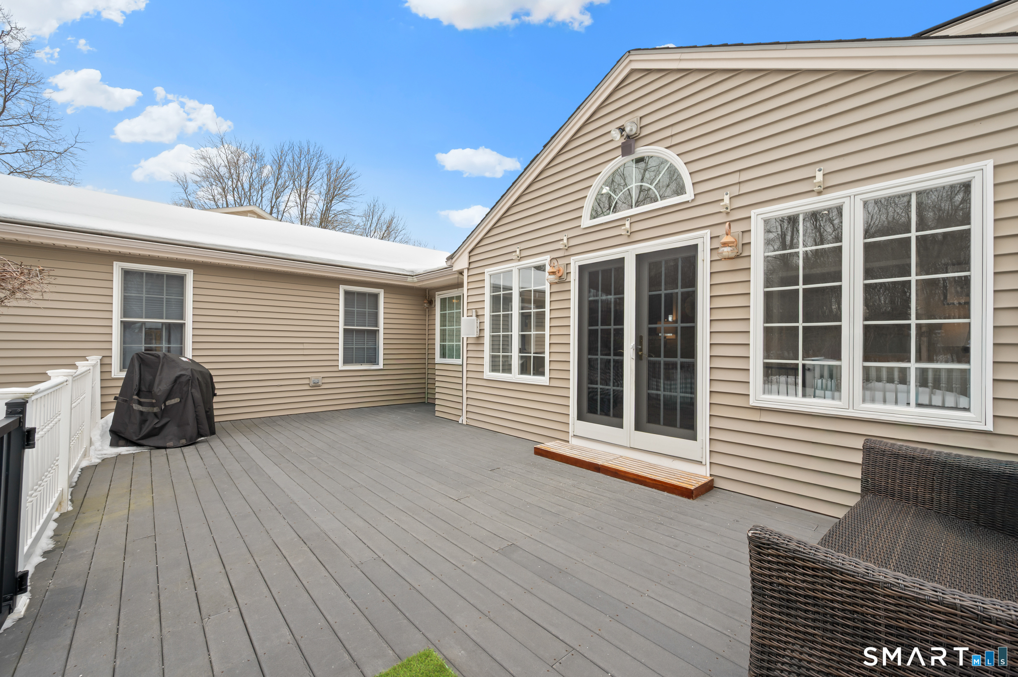 87 Gail Lane South Windsor CT 06074