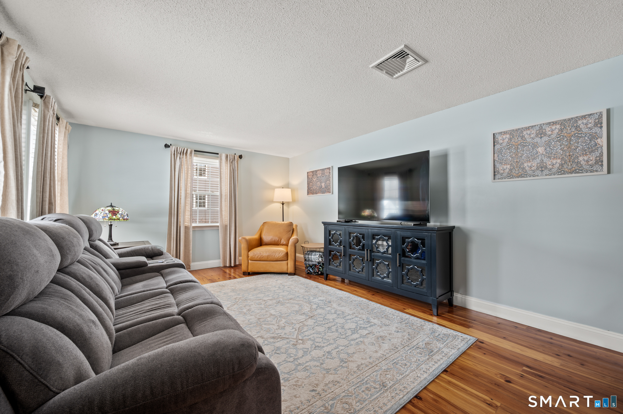 87 Gail Lane South Windsor CT 06074