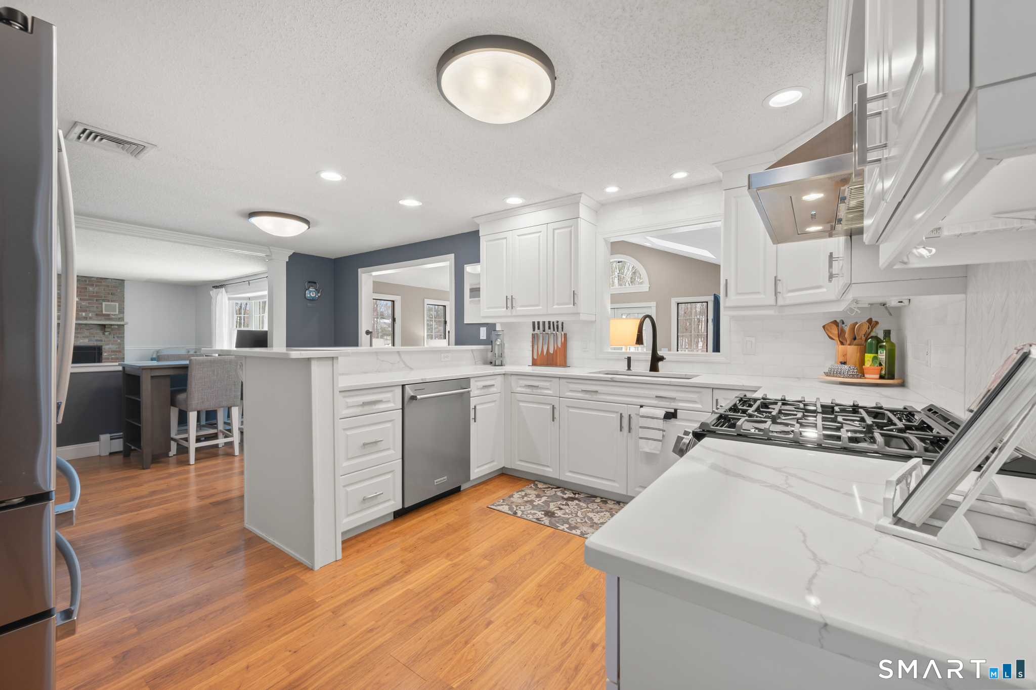 87 Gail Lane South Windsor CT 06074