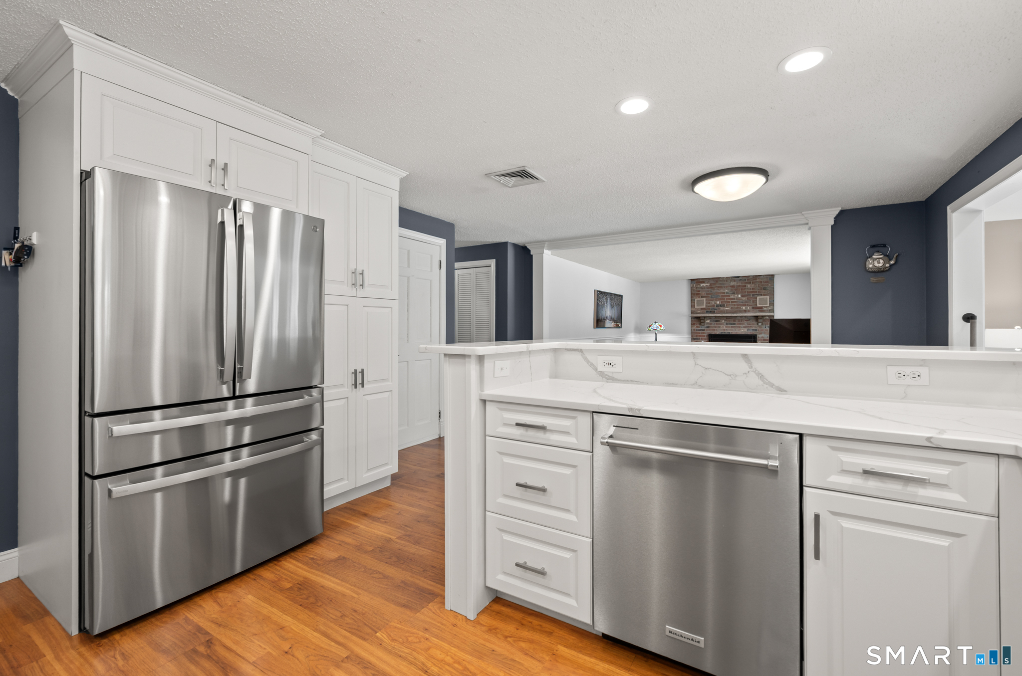 87 Gail Lane South Windsor CT 06074