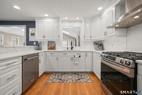 87 Gail Lane South Windsor CT 06074