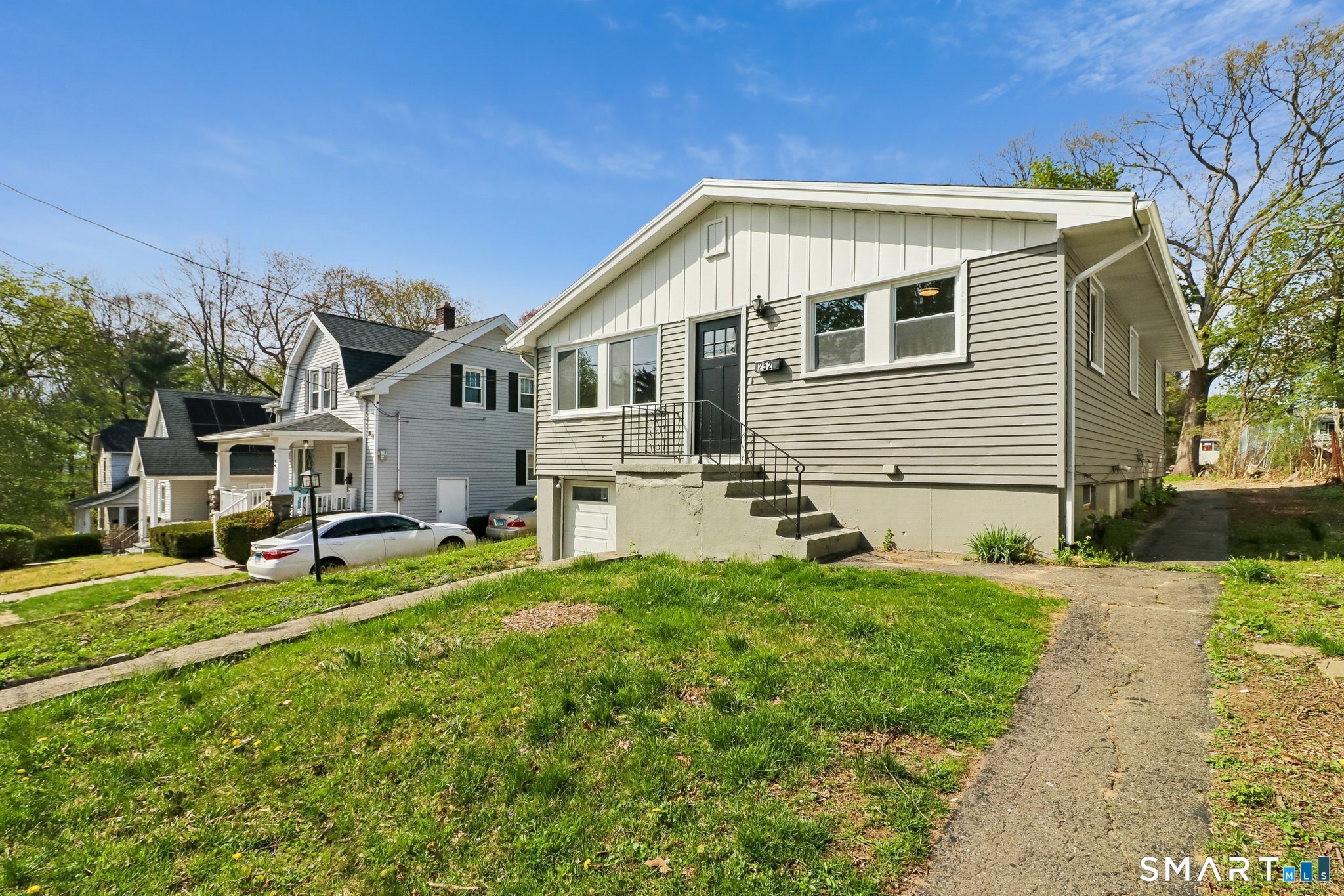 252 Hauser Street Waterbury CT 06704