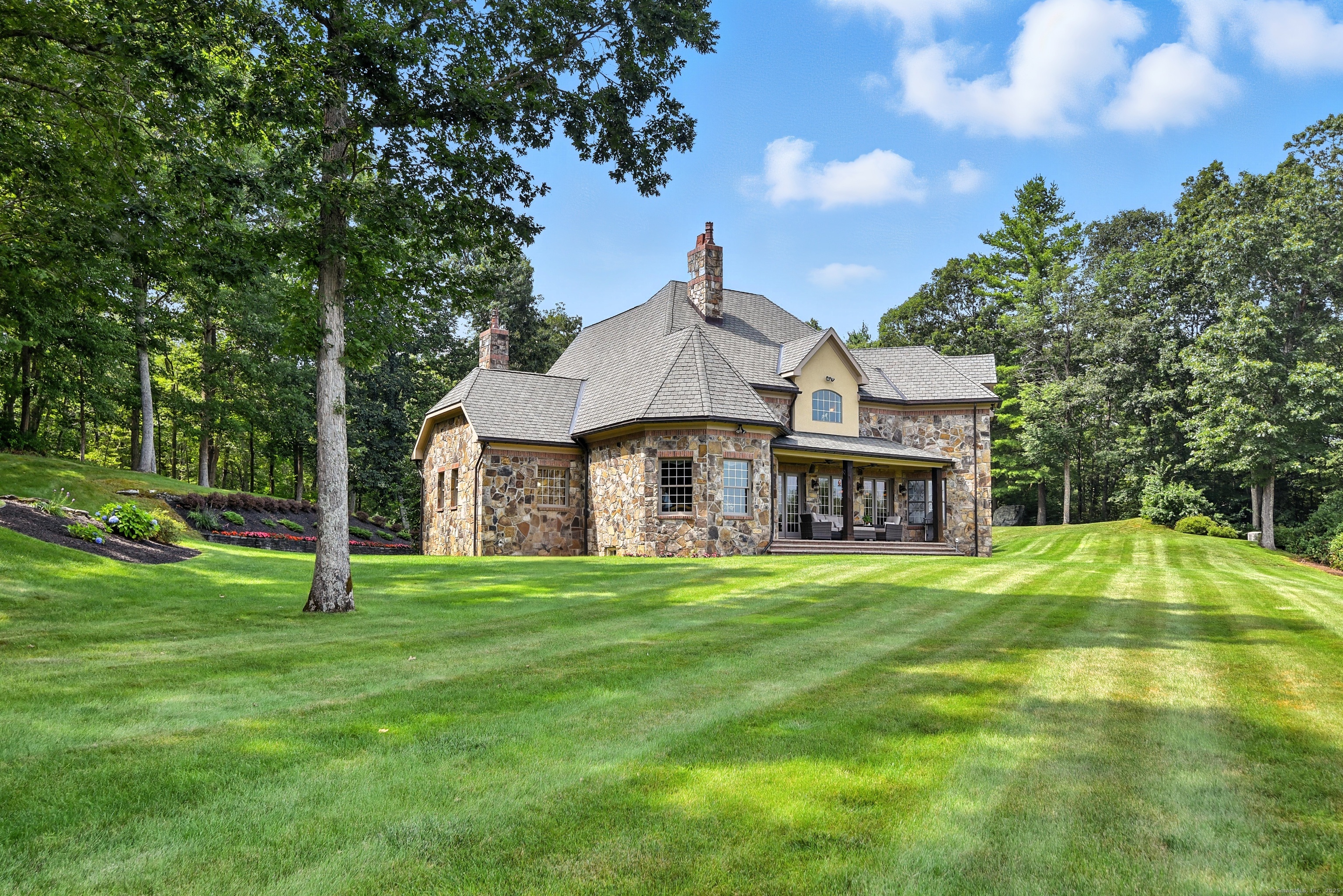 282 & 260 Searles Road Pomfret CT 06259