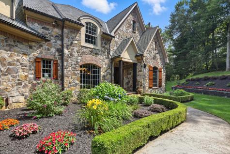 282 & 260 Searles Road Pomfret CT 06259