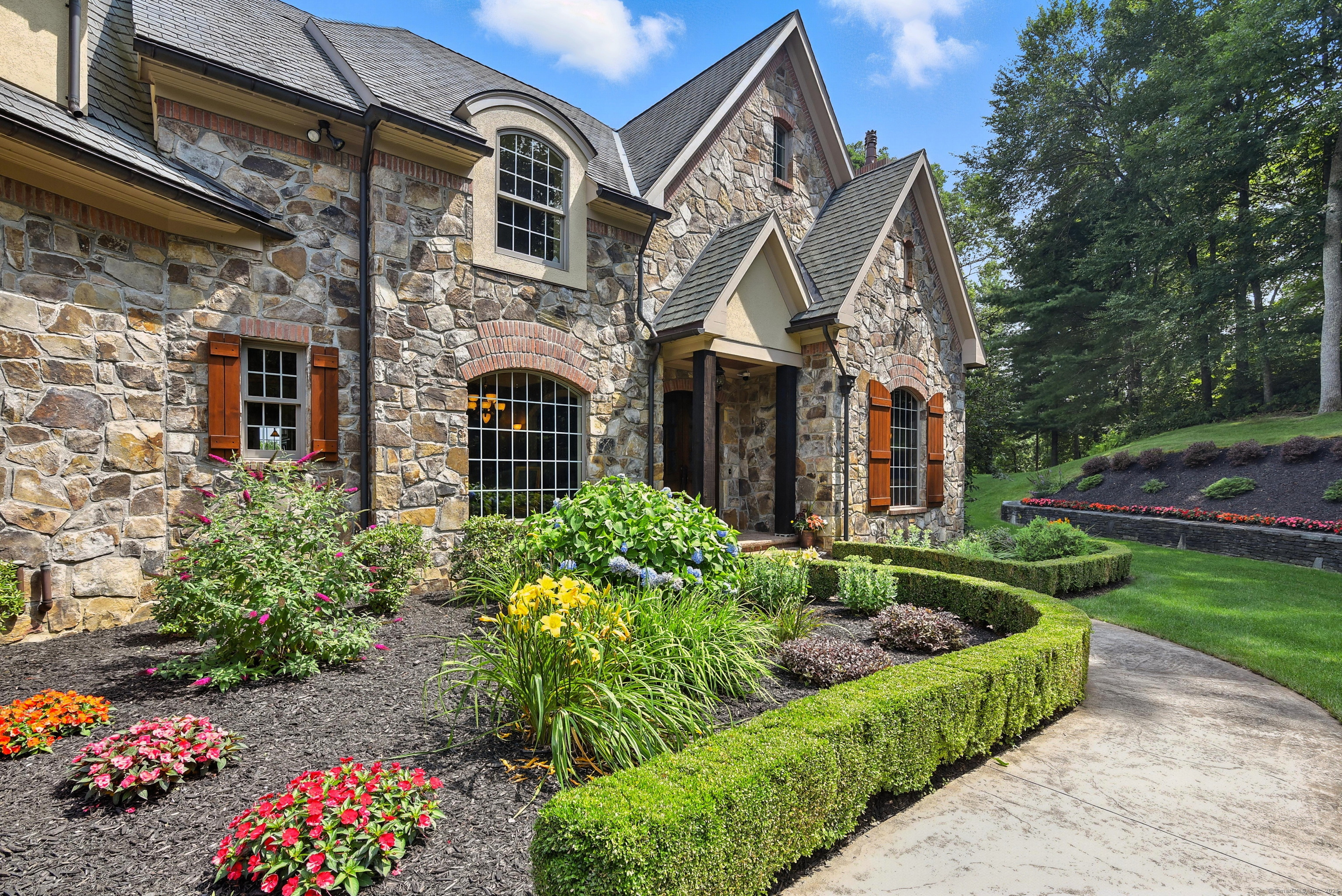 282 & 260 Searles Road Pomfret CT 06259