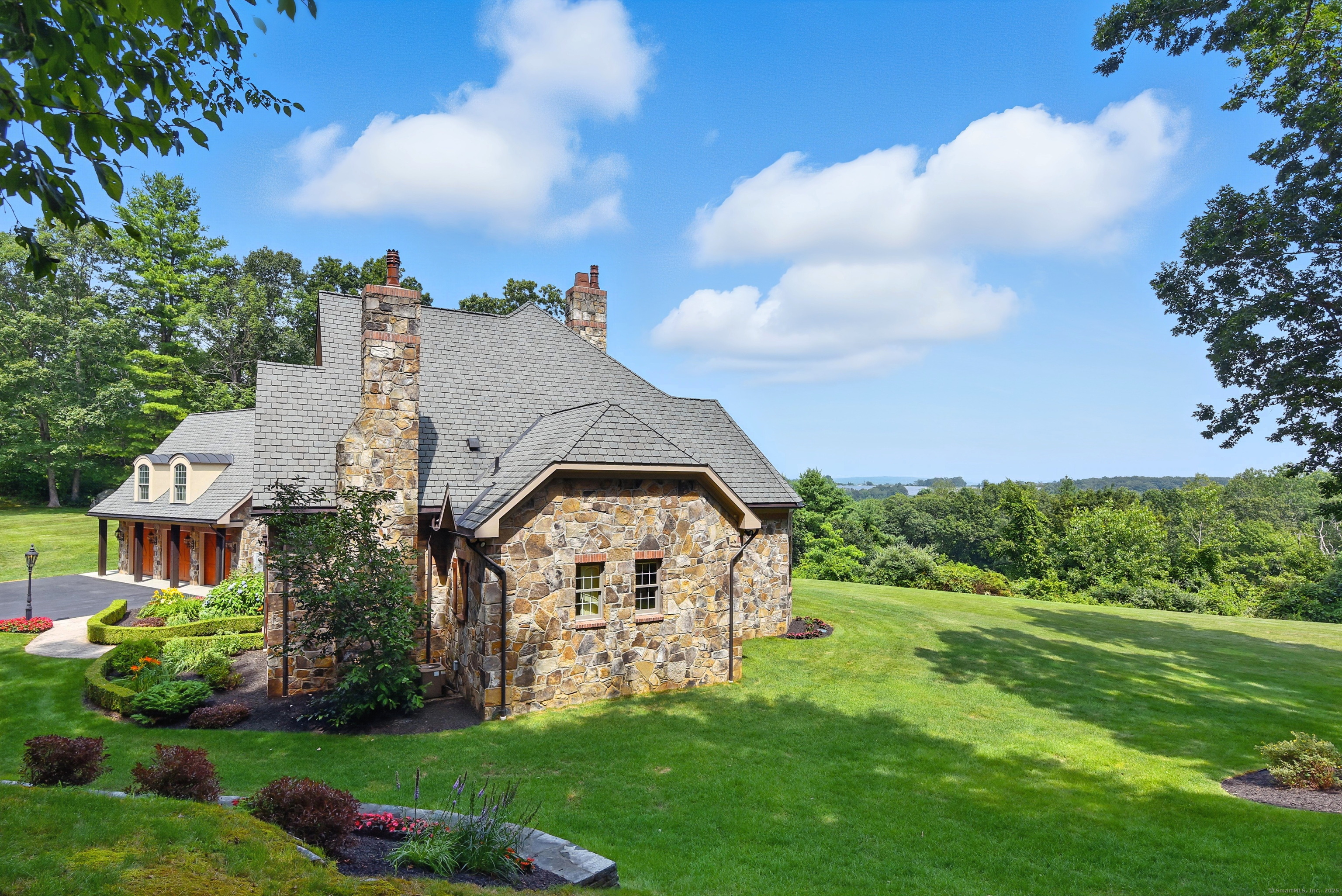 282 & 260 Searles Road Pomfret CT 06259